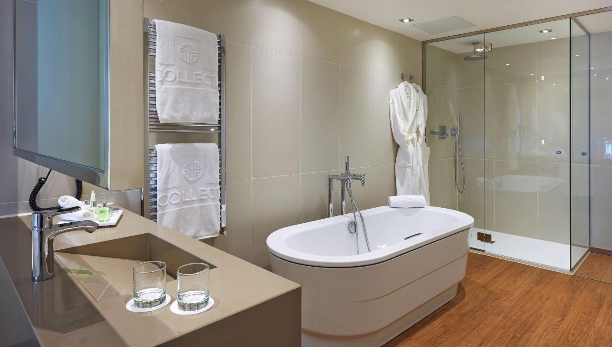 Hotel Nh Collection Podium 4*