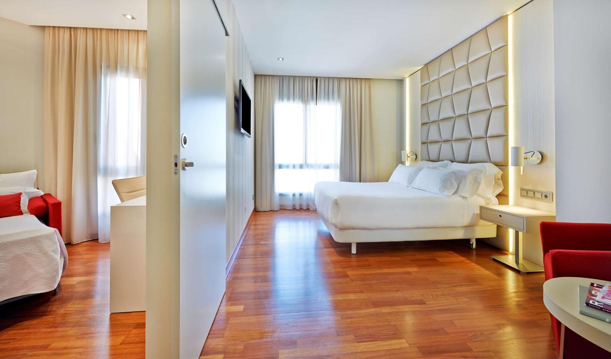 Hotell Nh Collection Podium 4*